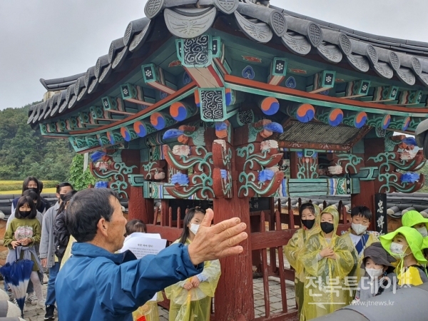 진안군 안천면 중리마을은 5일 아이들과 함께하는 ‘충효문화축제’를 개최했다.
