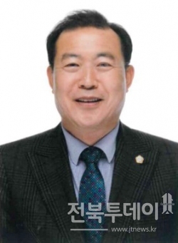 김영일 군산시의회의장