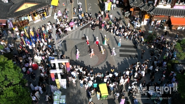 비빔밥축제 퍼레이드(자료사진)