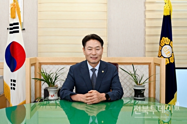전평기 남원시의회 의장
